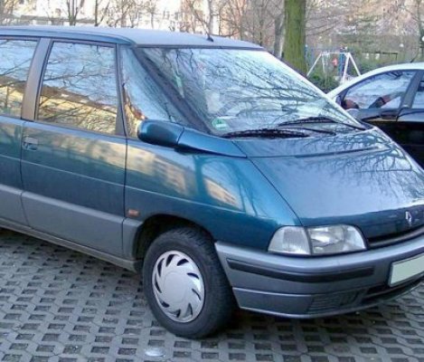 Renault Espace furat din Franţa, descoperit la Ostrov